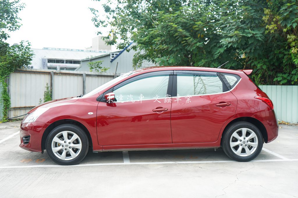 NISSAN 2016 TIIDA 5D 1.6豪華影音版7