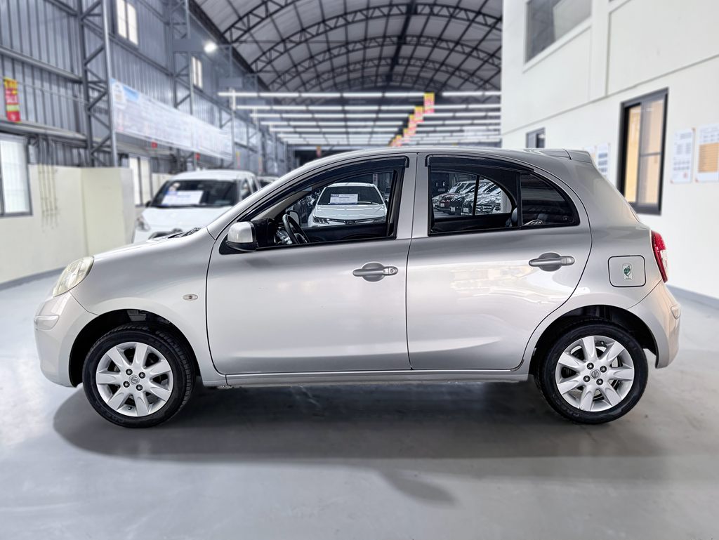 2016 Nissan March 1.5傳奇版4