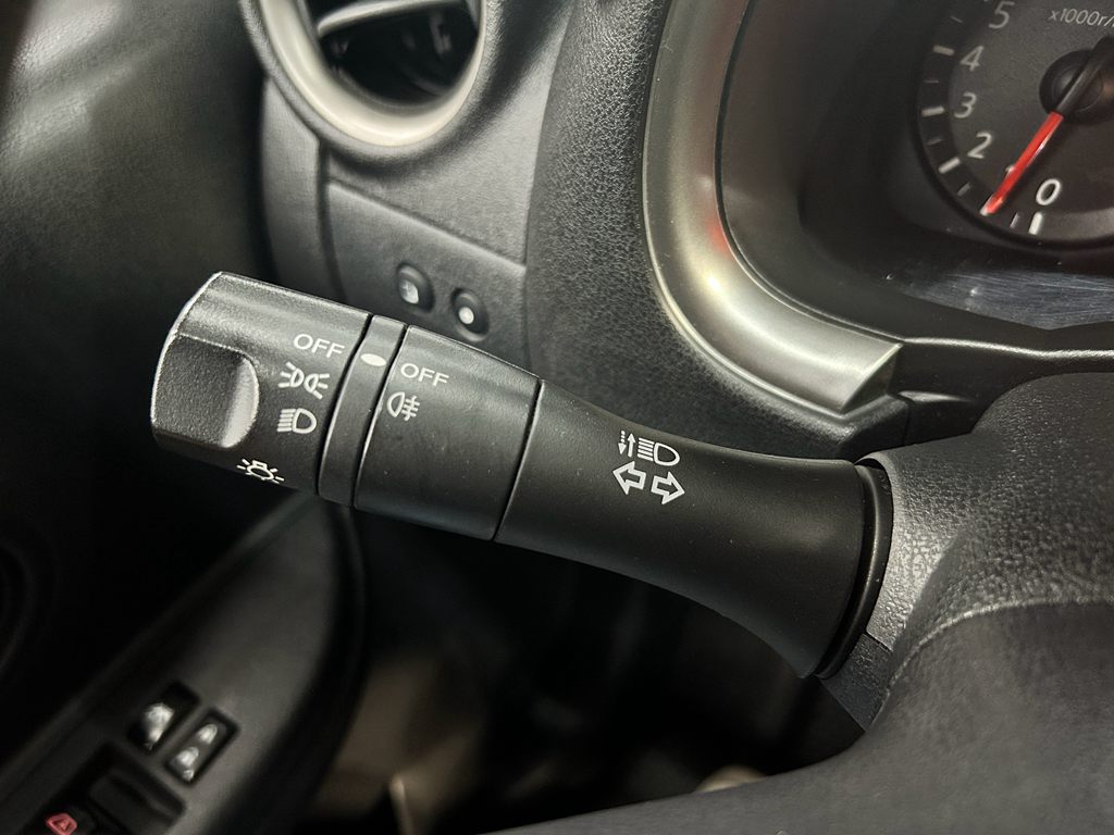 2016 Nissan March 1.5傳奇版12