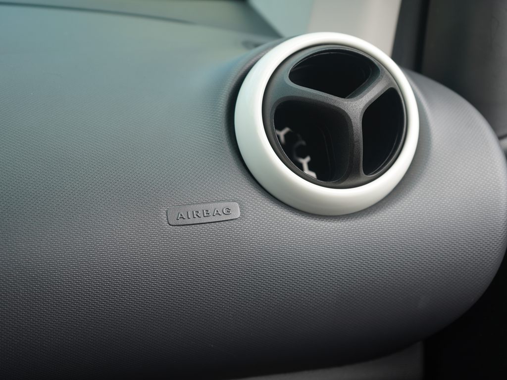 2017 Smart Fortwo 1.0L23