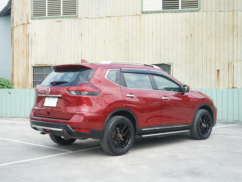 2019 Nissan X-Trail 2.0 2WD 玩美影音版6