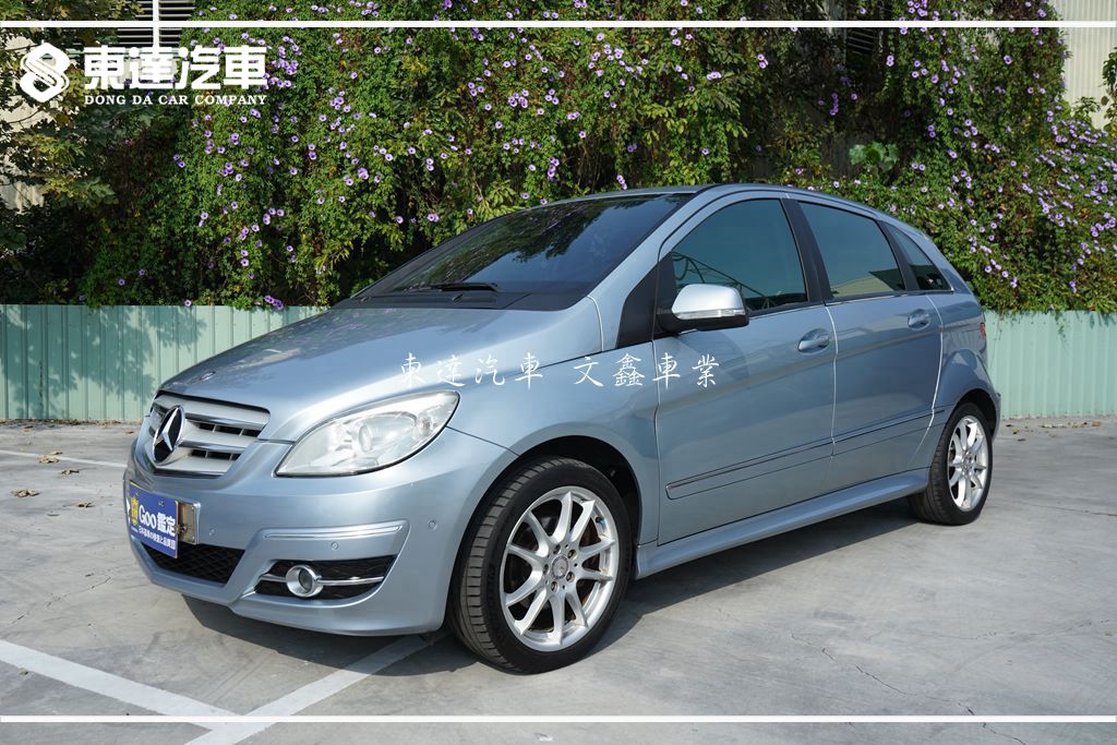 M-BENZ B180 1.7L 2011年式