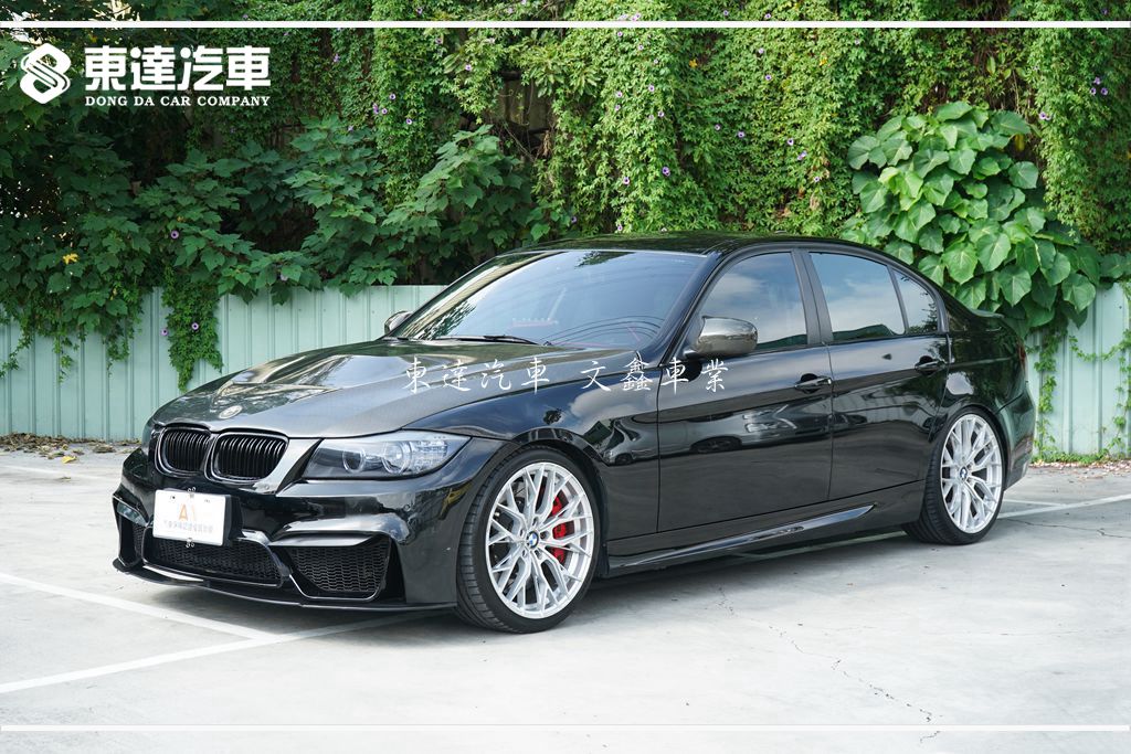 BMW 2010 320i SEDAN 2.0L