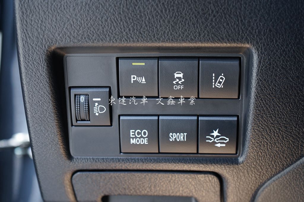 TOYOTA 2022 YARIS S版 1.5L 18