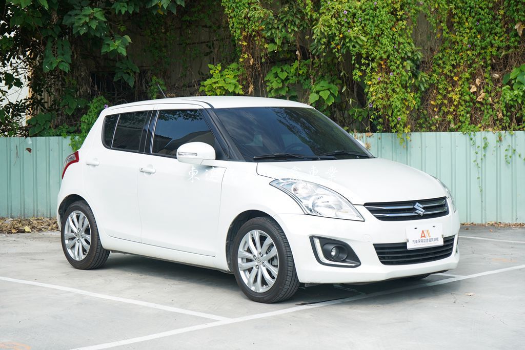 SUZUKI 2016 SWIFT 1.2L GLX2