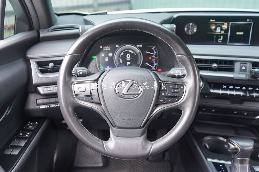 LEXUS 2019年 UX250h 2.0豪華版12