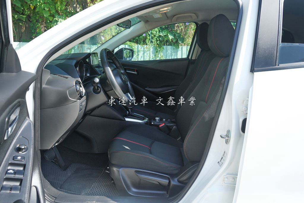 2016 Mazda 2 1.5尊貴型9