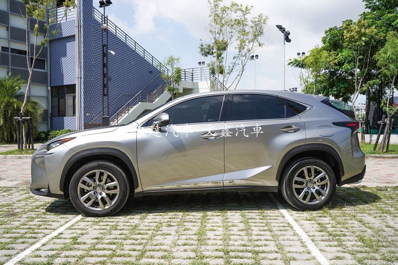 LEXUS NX200T 2.0L 2015年7