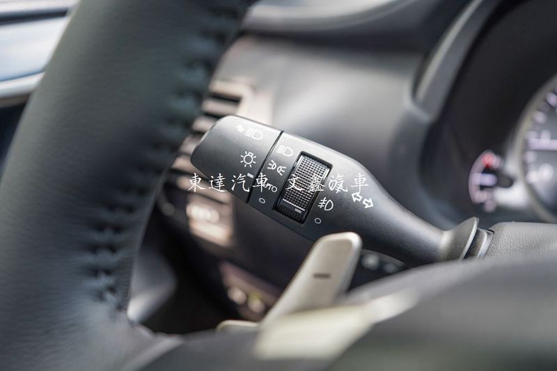 LEXUS NX200T 2.0L 2015年16