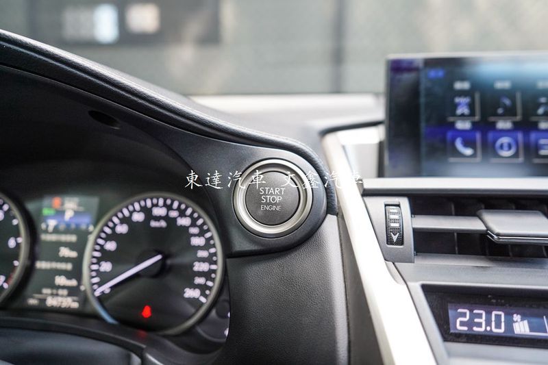 LEXUS NX200T 2.0L 2015年23